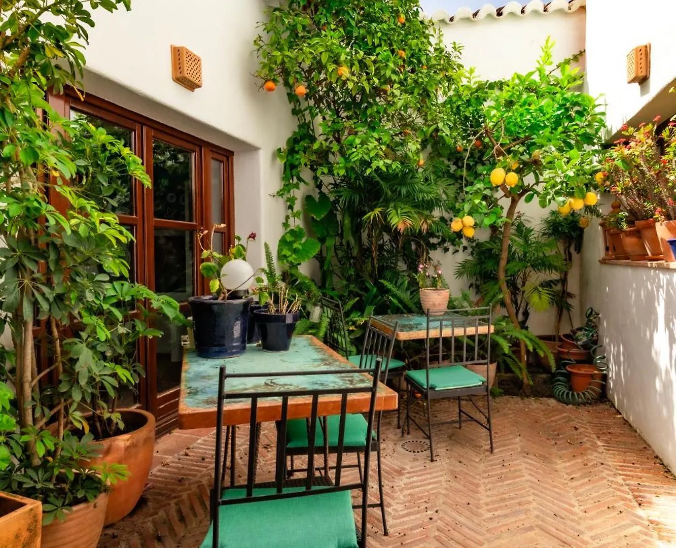אורחן מלון מיחאס La Casa De La Iglesia